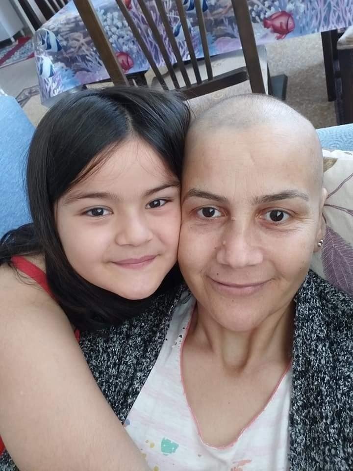   İki çocuk annesi kadın beynindeki tümörlerle savaşıyor - 4