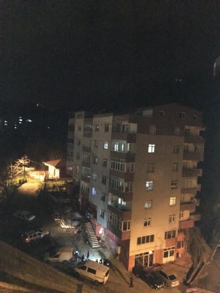 Emekli polis 6 katlı binanın çatısından düşüp öldü - 3