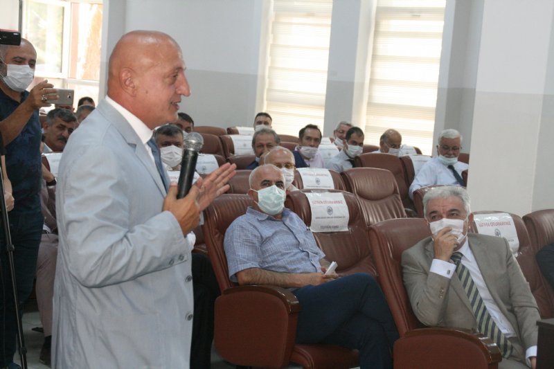 Tartışmalar.. Tartışmalar... Balıkçı Barınağı imar düzenlemesi meclisten geçti  - 5