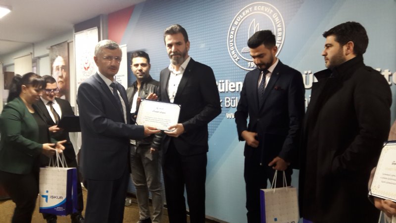 Vali Bektaş, Zonguldak İŞKUR  9. Kariyer Günleri Programı’nda konuştu - 5