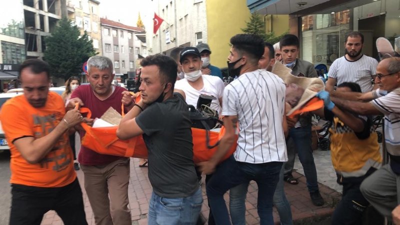 Kalp krizi geçirdi... Yoğun bakımda... - 1