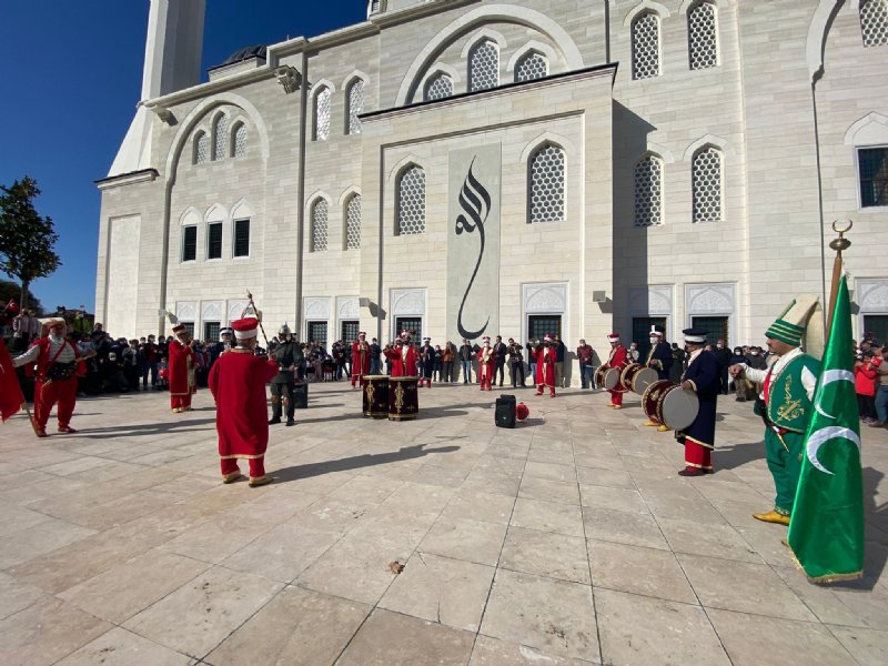 SU GÖSTERİSİ VE MEHTERAN KONSERİ YAPILDI  - 1