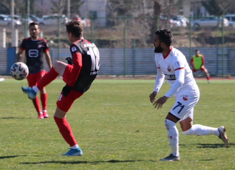 TFF 2. Lig: Zonguldak Kömürspor: 1 - Kahramanmaraşspor: 1  - 1