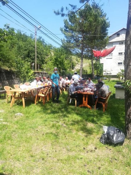 İMECE USULÜNÜN EN GÜZEL ÖRNEĞİ... MESAJI ALAN KÖYÜN ERKEK VE KADINLARI, HEMEN KOLLARI SIVADI... - 1