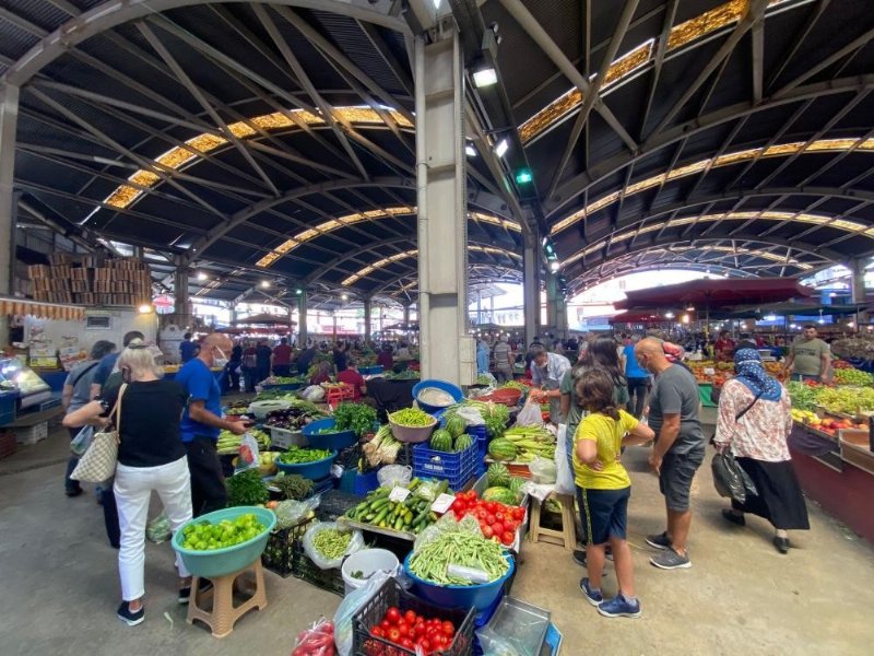 Zonguldak’ta halk pazarı boş kaldı - 1