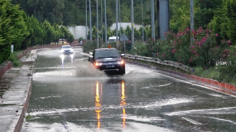 Zonguldak’ta şiddetli yağış etkili oldu - 1