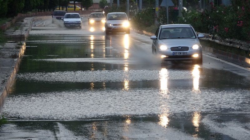 Zonguldak’ta şiddetli yağış etkili oldu - 2