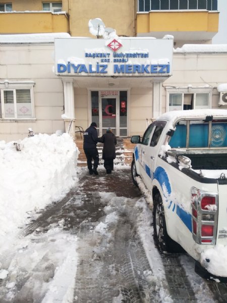 30 hasta diyaliz merkezleri ve hastanelere taşındı - 1