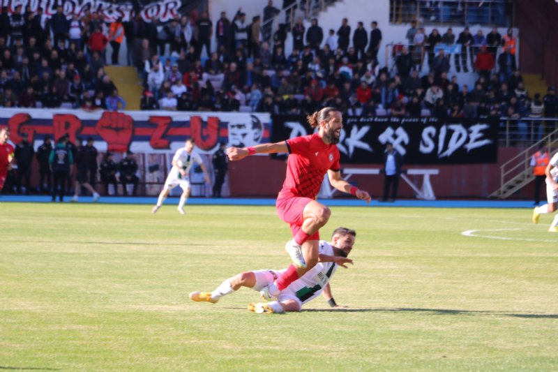 TFF 2. Lig 12. Hafta… Zonguldak Kömürspor: 0 - Kocaelispor: 2 - 1