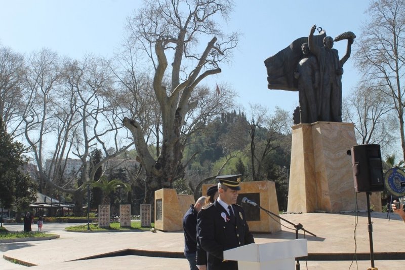 Ereğli’de Polis çelenk sundu… - 9