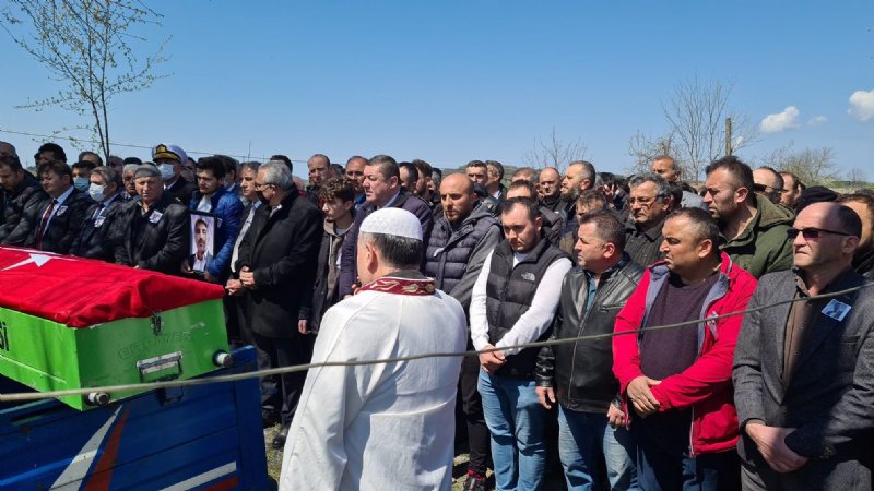 MADEN İŞÇİSİ TOPRAĞA VERİLDİ - 1
