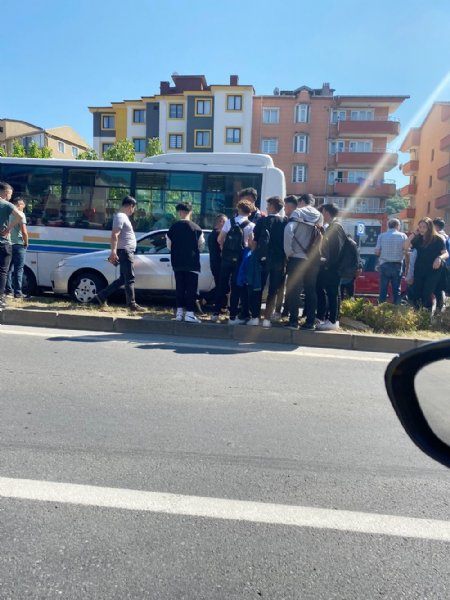 HALK OTOBÜSÜ VE OTOMOBİL ÇARPIŞTI - 6