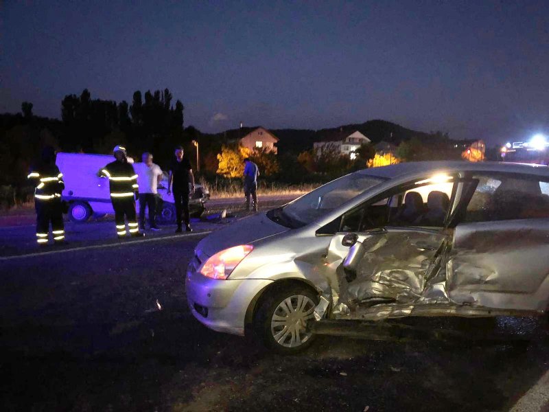 Çaycuma’da trafik kazası: 2 yaralı - 1