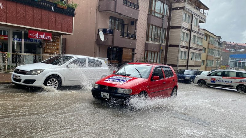 SÜRÜCÜLER ZOR ANLAR YAŞADI  - 4