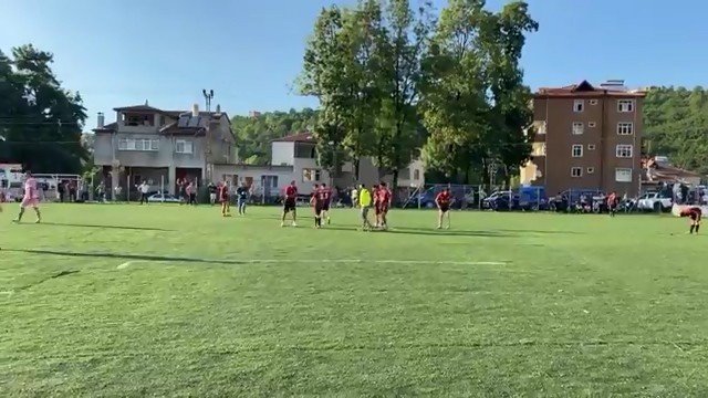 Sözde dostluk turnuvası olacaktı… SAVAŞ ALANI GİBİ - 1