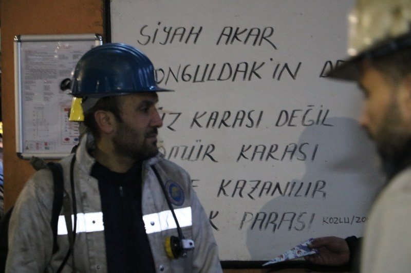 Faciada ölen 8 işçi mesai arkadaşları tarafından anıldı - 4