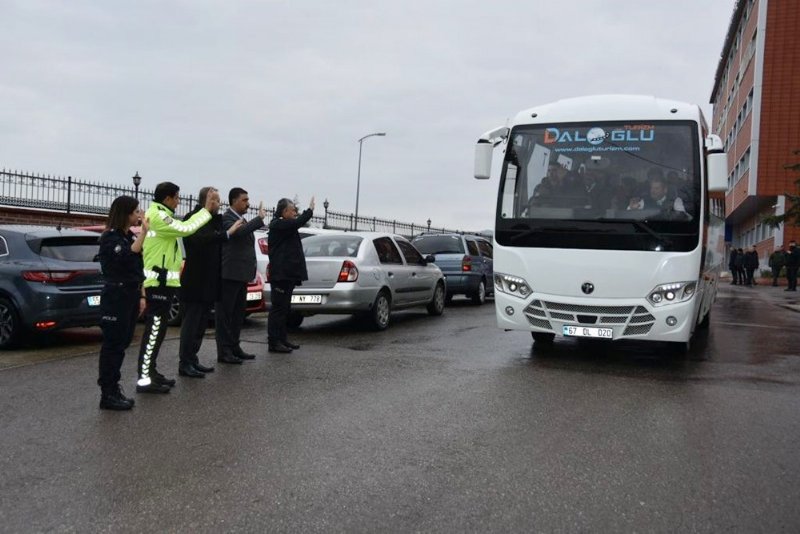 27 Emniyet personeli afet bölgesine uğurlandı... ÜÇ AY ORADA GÖREV YAPACAKLAR - 3