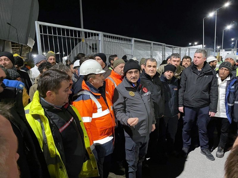 Bakan Dönmez, madencilere teşekkür etti... “YAPTIKLARINIZ UNUTULMAZ” - 1