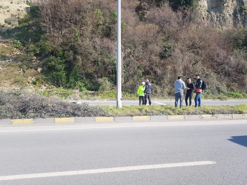 Motosiklet devrildi, sürücü yaralandı - 9
