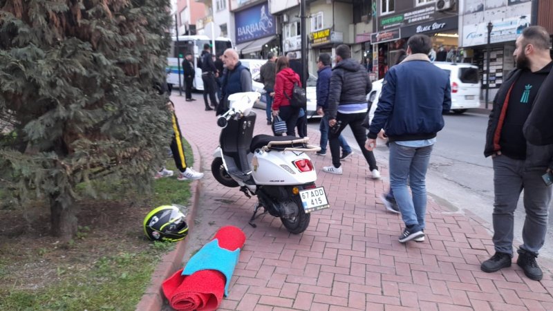 Motosikletin çarptığı çocuk yaralandı...  MEYDANBAŞI’NDA KAZA! - 2