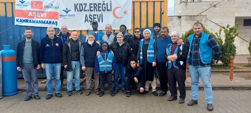 DEPREMZEDE ÇOCUKLAR İÇİN BAYRAMLIK KAMPANYASI - 1