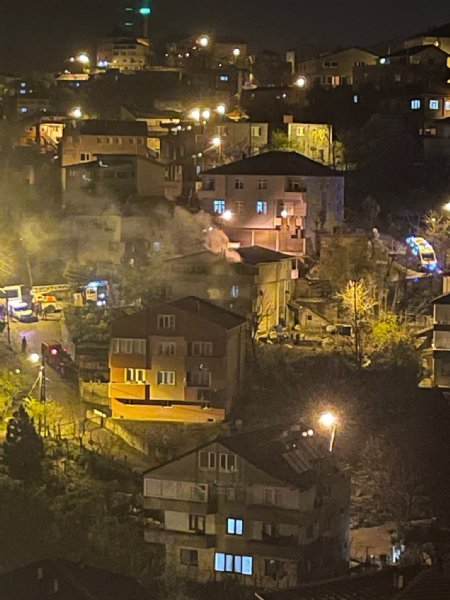 İki katlı evde çıkan yangın korkuttu - 1
