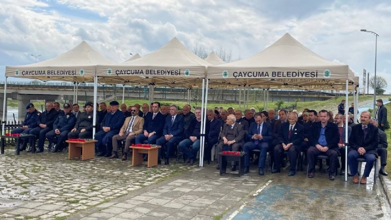 KÖPRÜ FACİASINDA ÖLENLER ANILDI - 1