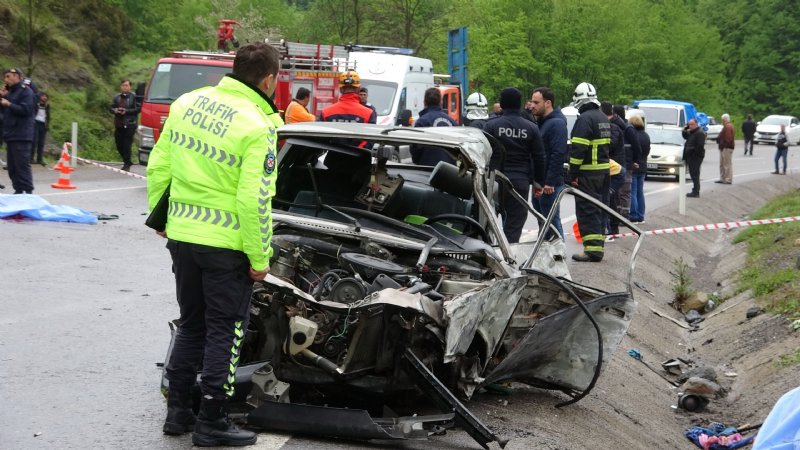 Zonguldak Ankara Karayolu…  3 ölü 1 yaralı var…  FECİ KAZA - 9