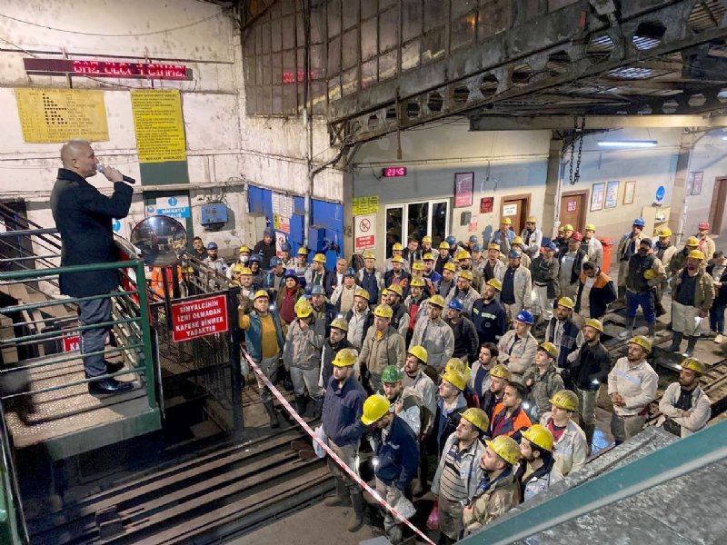 MADEN İŞÇİLERİ HÜKÜMETE SESLENDİ - 3
