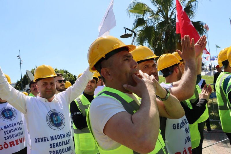 MADENCİLER ADANA’DA ALKIŞLARLA KARŞILANDILAR - 2