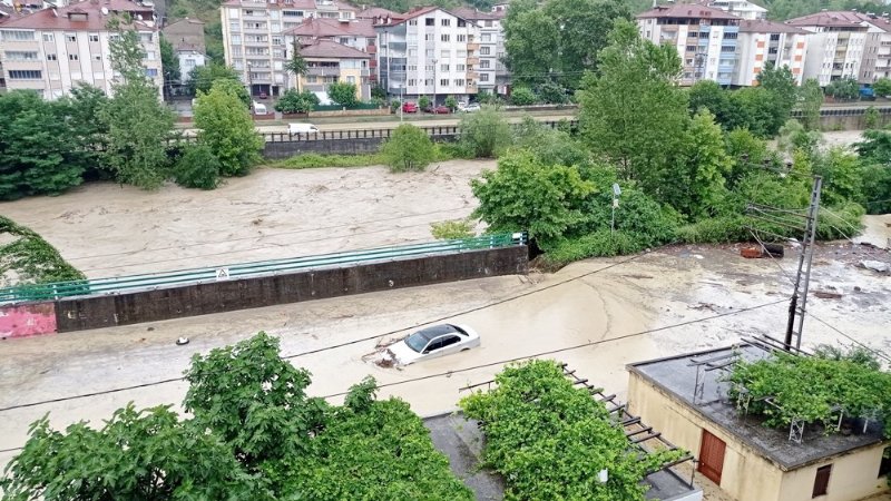 Ereğli ve Devrek’te işyerleri zarar gördü, evleri su bastı... SEL! - 8