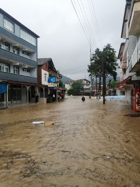 Ereğli ve Devrek’te işyerleri zarar gördü, evleri su bastı... SEL! - 21