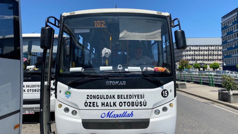 Halk otobüsü şoföründen yolculara ince ayar... “YASAK HEMŞERİM!” - 3