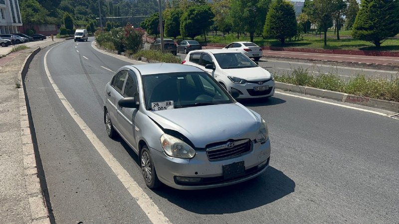 Kavga eden sürücüler  kazaya neden oldu - 3