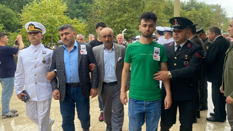 Zonguldak Şehit Piyade Uzman Çavuş Mustafa Sezer’i uğurladı - 7