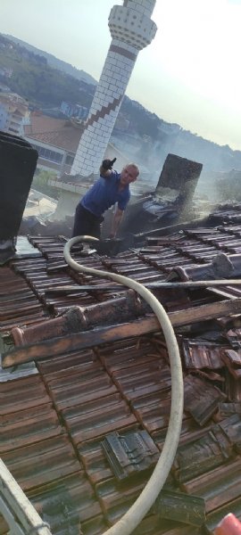 Dumanı görenler panik yaşadı - 6