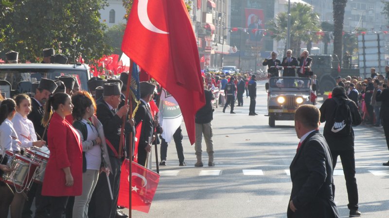 KAYMAKAMIN KONUŞMASI OKULLARDA DERS OLARAK VERİLSİN! - 13