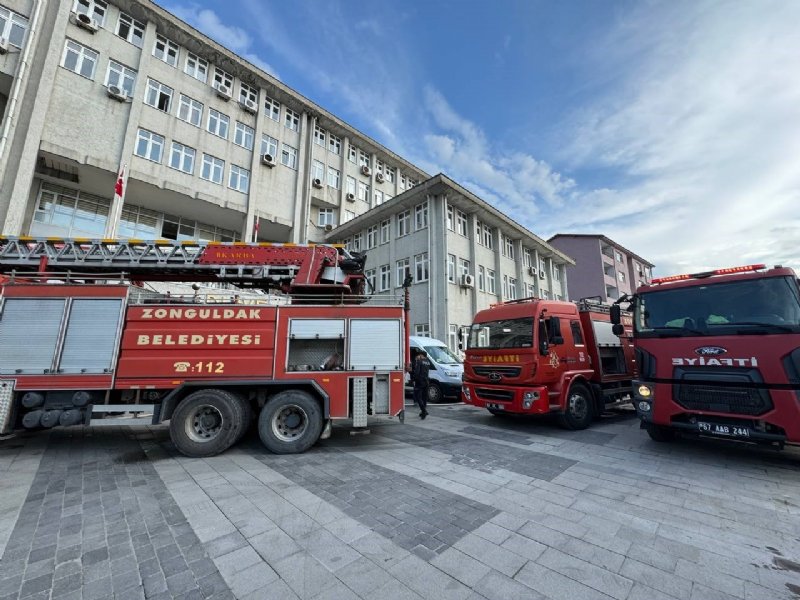 ZONGULDAK ADLİYESİ´NDE YANGIN! - 2