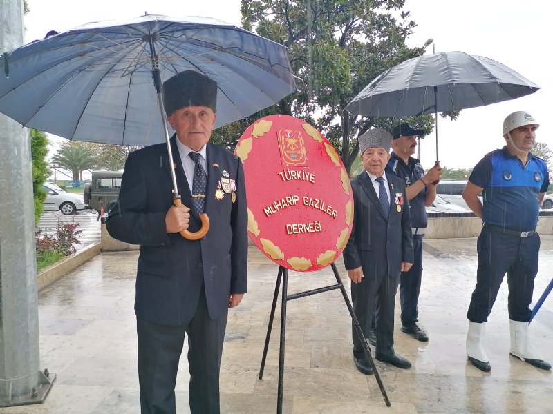 KAHRAMAN GAZİLERİN ŞEREF VE ŞAN GÜNÜ KUTLU OLSUN - 10