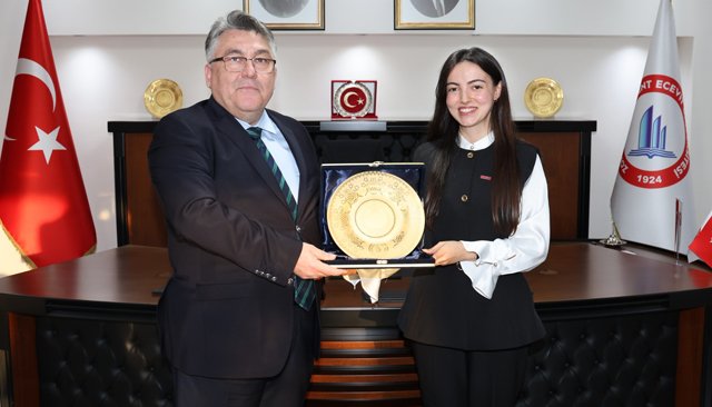 YILIN DOKTORA TEZİ ÖDÜLÜ ALMIŞTI