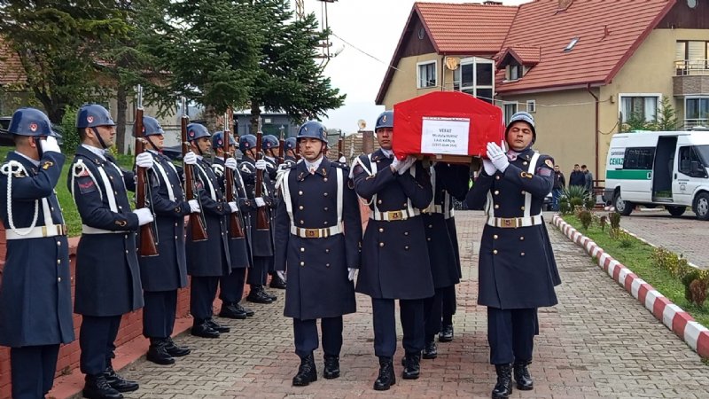 KALBİNE YENİK DÜŞEN JANDARMA PERSONELİNE SON GÖREV - 3