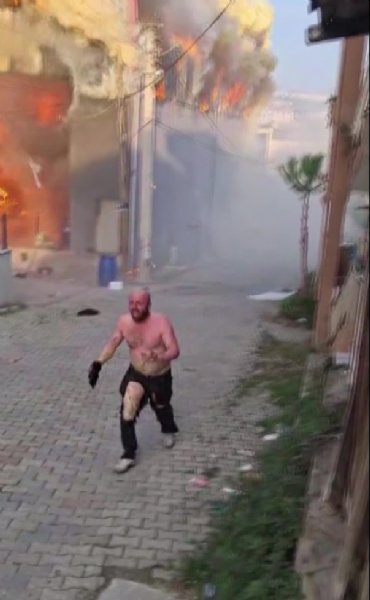 KOCAELİ’DE YANGIN:  6 ÖLÜ 2 YARALI - 2