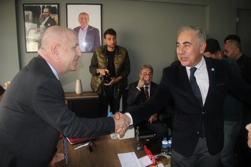 ÖZDAĞ’DAN CUMHURİYET TANIMI! - 9