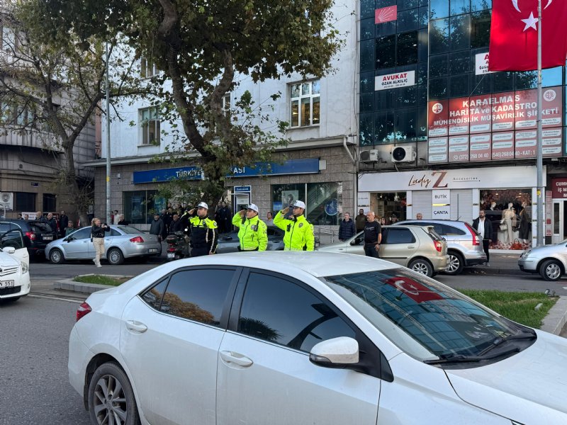 ZONGULDAK’TA ATATÜRK  SAYGIYLA ANILDI - 1