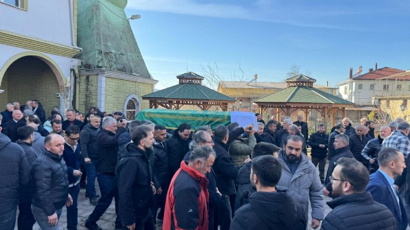 ANNESİNİN CENAZE NAMAZINI KILDIRDI - 2