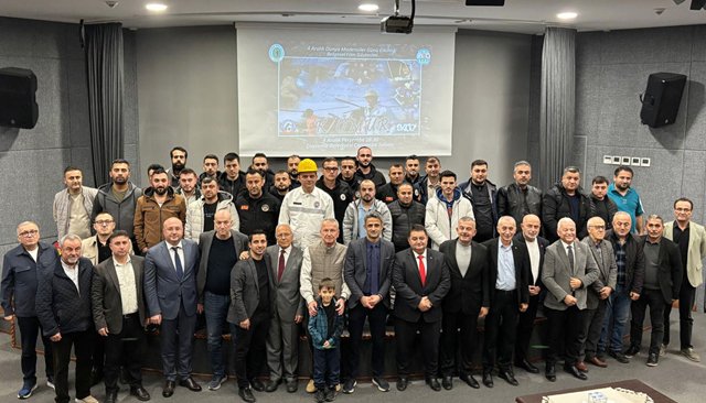 ‘K-ÖMÜR’ ÇAYCUMA’DA İZLEYİCİ İLE BULUŞTU