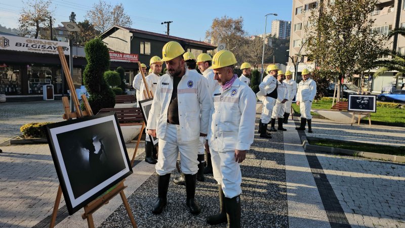 MADENDEN ÇIKIP  OKULA KOŞTULAR - 1