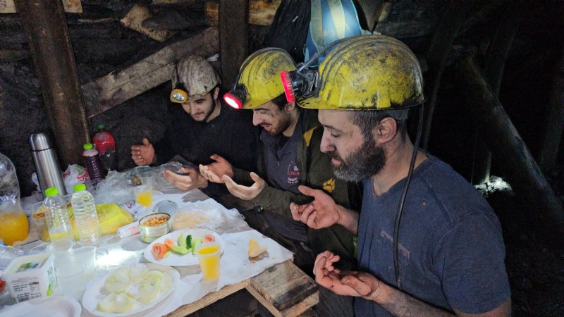 YERİN METRELERCE  ALTINDA İLK SAHUR - 3