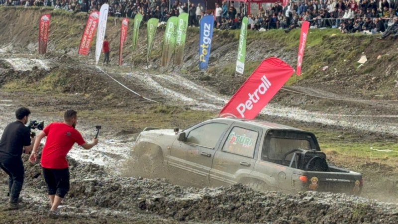 OFF-ROAD YARIŞLARI NEFES KESTİ - 1