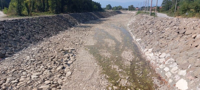 UĞUR VE BIÇKI  KURUYOR! - 1